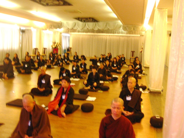Hóa giải stress bằng Thiền “Niệm Ân Đức Phật” - niem-an-duc-phat 5.JPG (132924 KB)