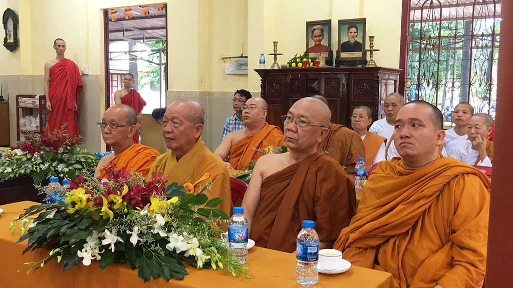 Phái đoàn Phật giáo An Nam tông Thái Lan đến thăm chùa Bửu Quang - an-nam-3.jpg (650983 KB)