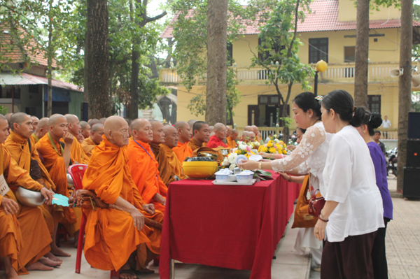 Đại lễ Vesak 2018 tại chùa Bửu Quang-Thủ Đức - vesack2018-30.jpg (293954 KB)