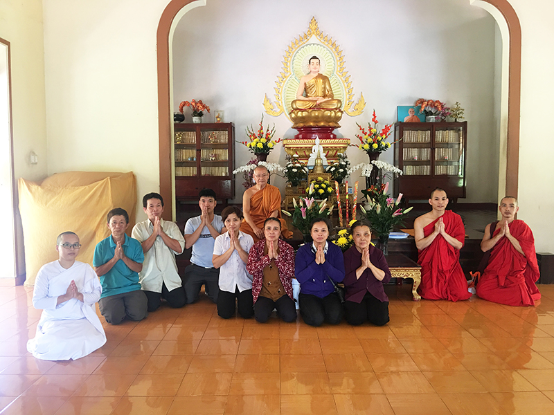 Phái đoàn chùa Bửu Quang cúng dường trường hạ năm 2018 - truong-ha-buu-long-3.jpg (430426 KB)