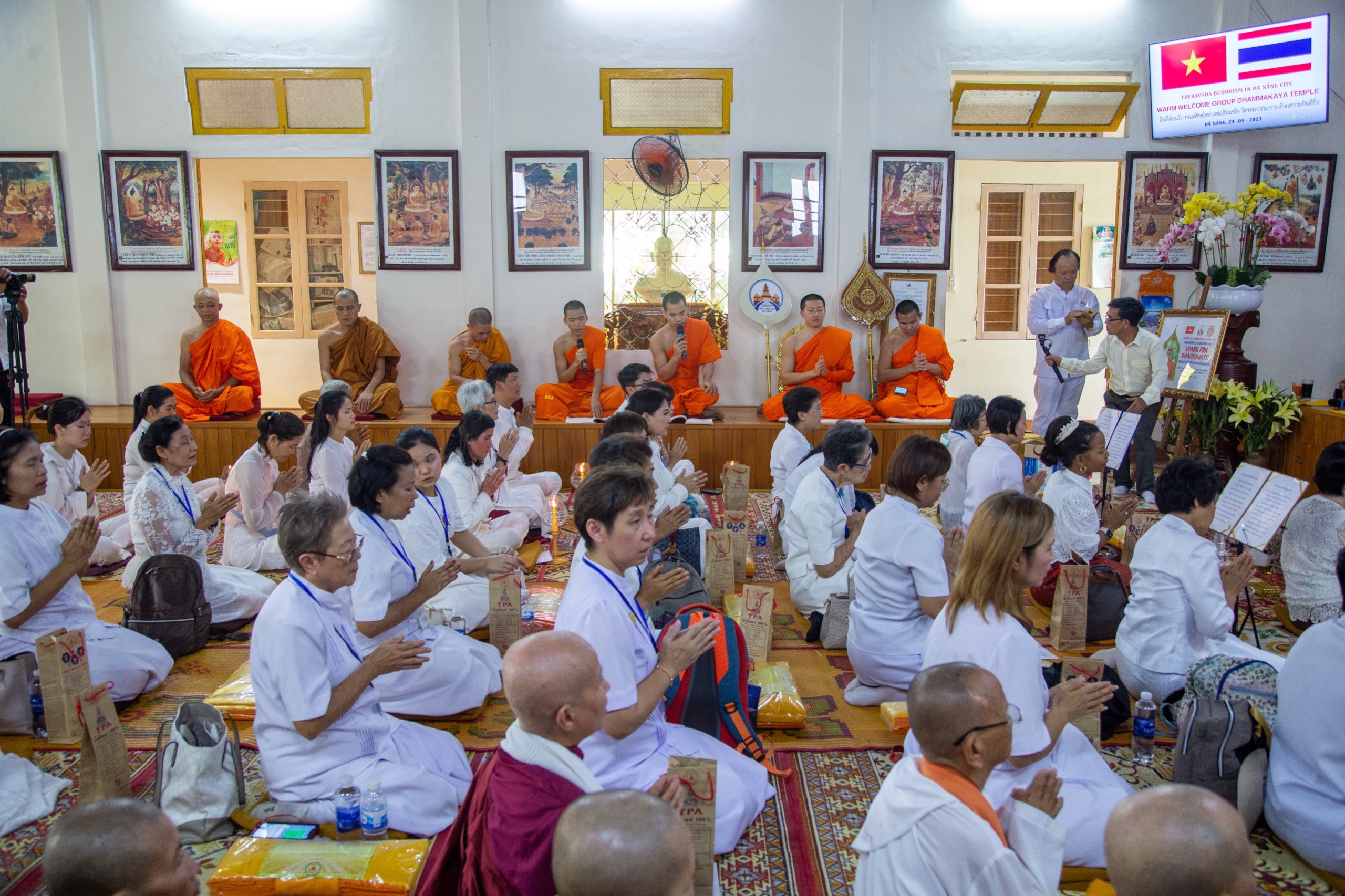 Đà Nẵng: Đoàn Phật giáo Thái Lan chùa Phra Dhammakaya đến thăm chùa Tam Bảo, ngôi Tổ Đình Phật Giáo Nam Tông tại Miền Trung - IMG_9071.jpeg (1207197 KB)