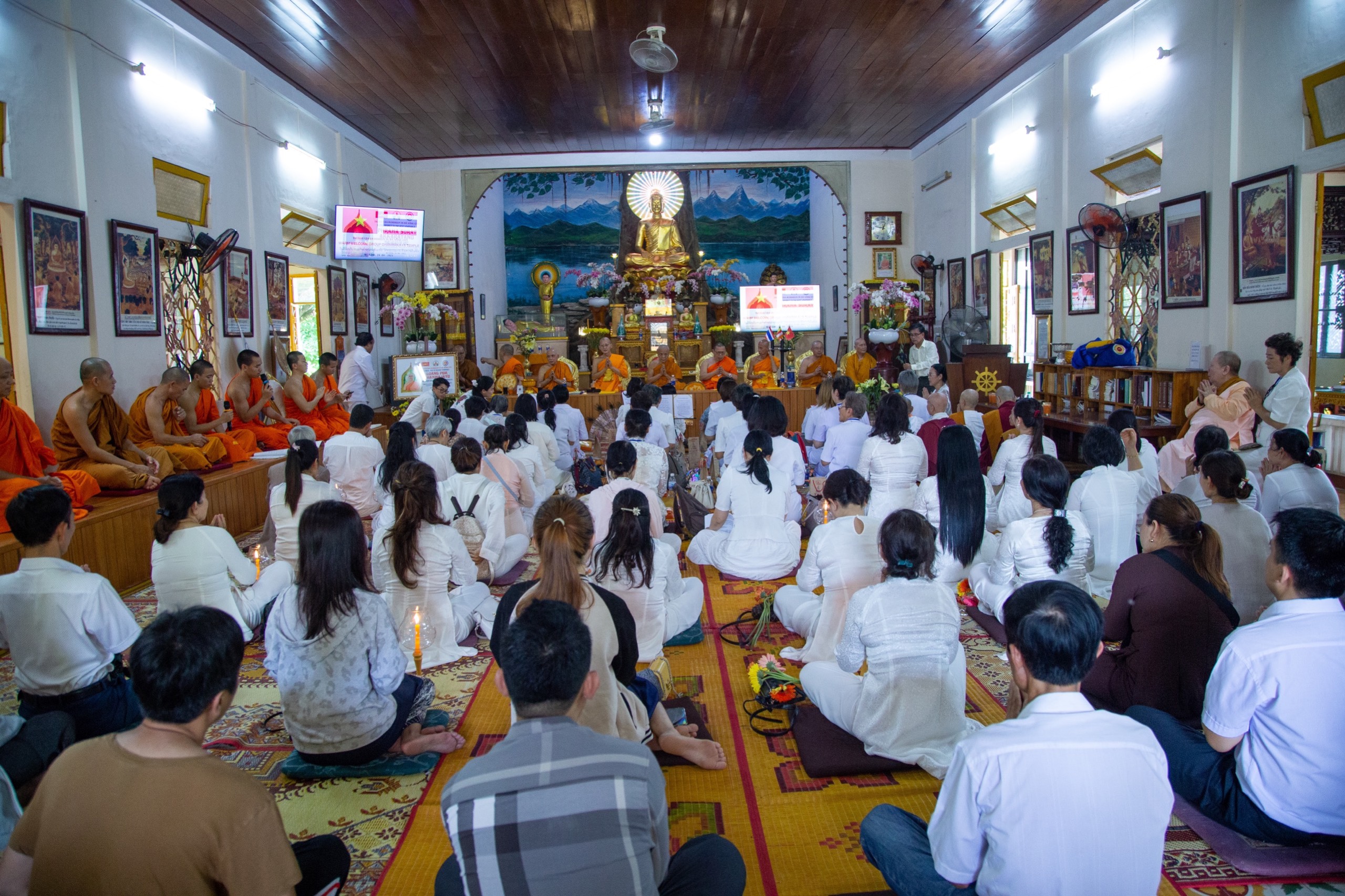 Đà Nẵng: Đoàn Phật giáo Thái Lan chùa Phra Dhammakaya đến thăm chùa Tam Bảo, ngôi Tổ Đình Phật Giáo Nam Tông tại Miền Trung - IMG_9072.jpeg (1259423 KB)