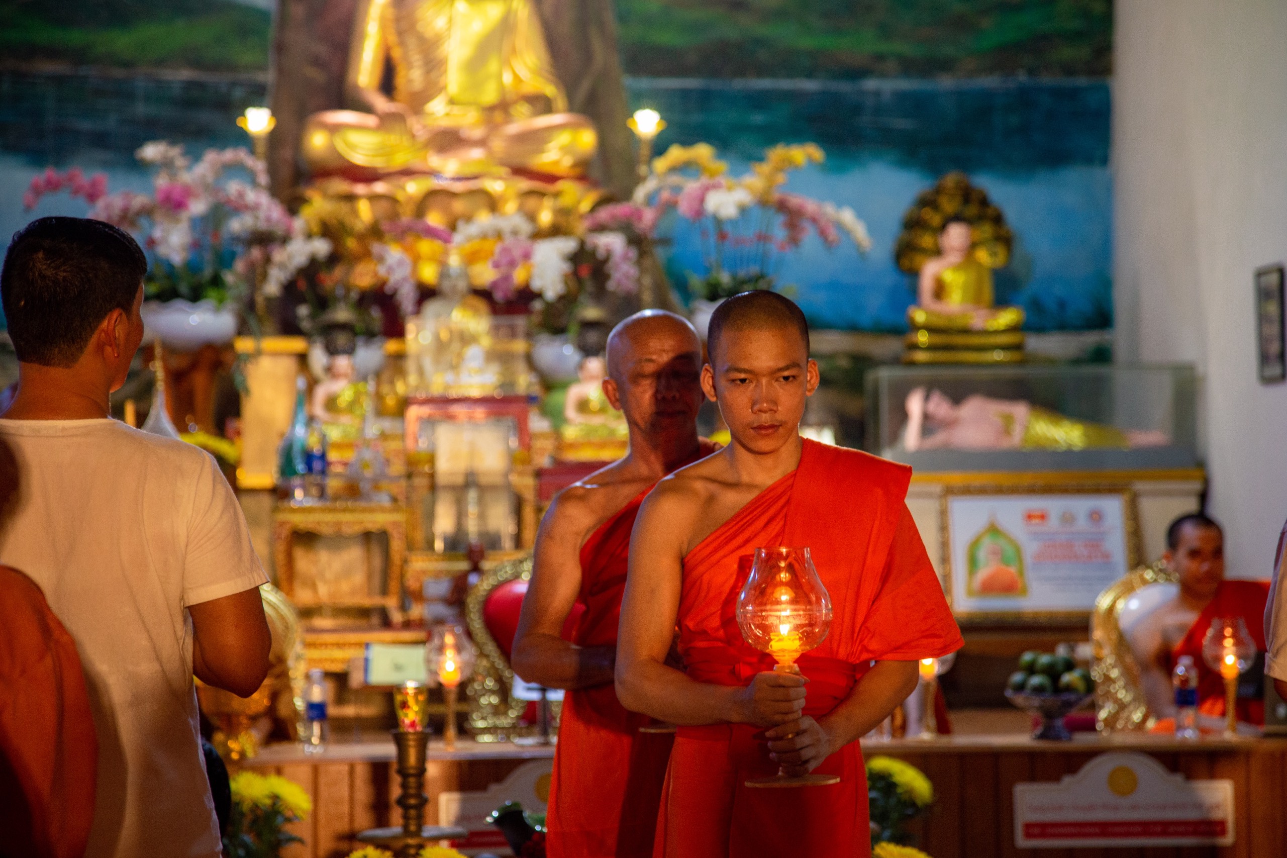 Đà Nẵng: Thượng tọa Tiến sĩ Sayadaw Janaka Ashin viếng thăm chúc mừng Phật Đản đến Chư Tăng Phật Tử Việt Nam và Lào tại chùa Tam Bảo Đà Nẵng - z4364769944928_f90ea9f656817ab47421e64922030e09.jpg (990618 KB)