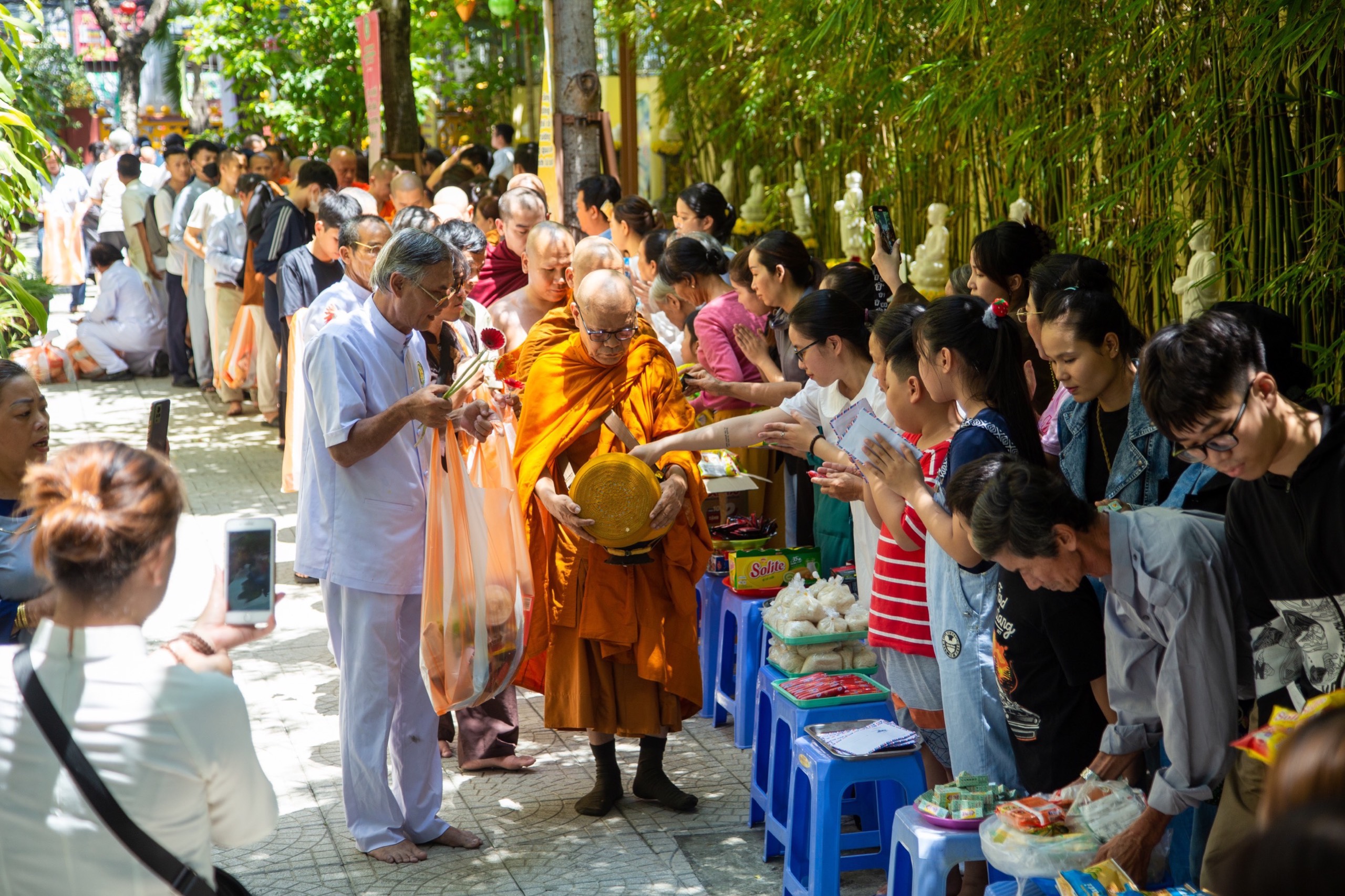 Đà Nẵng: Đại lễ Phật đản Tam Hợp Vesak 2567, đặt bát hội và thọ Đầu Đà tại Chùa Tam Bảo - IMG_0184.jpeg (1109160 KB)