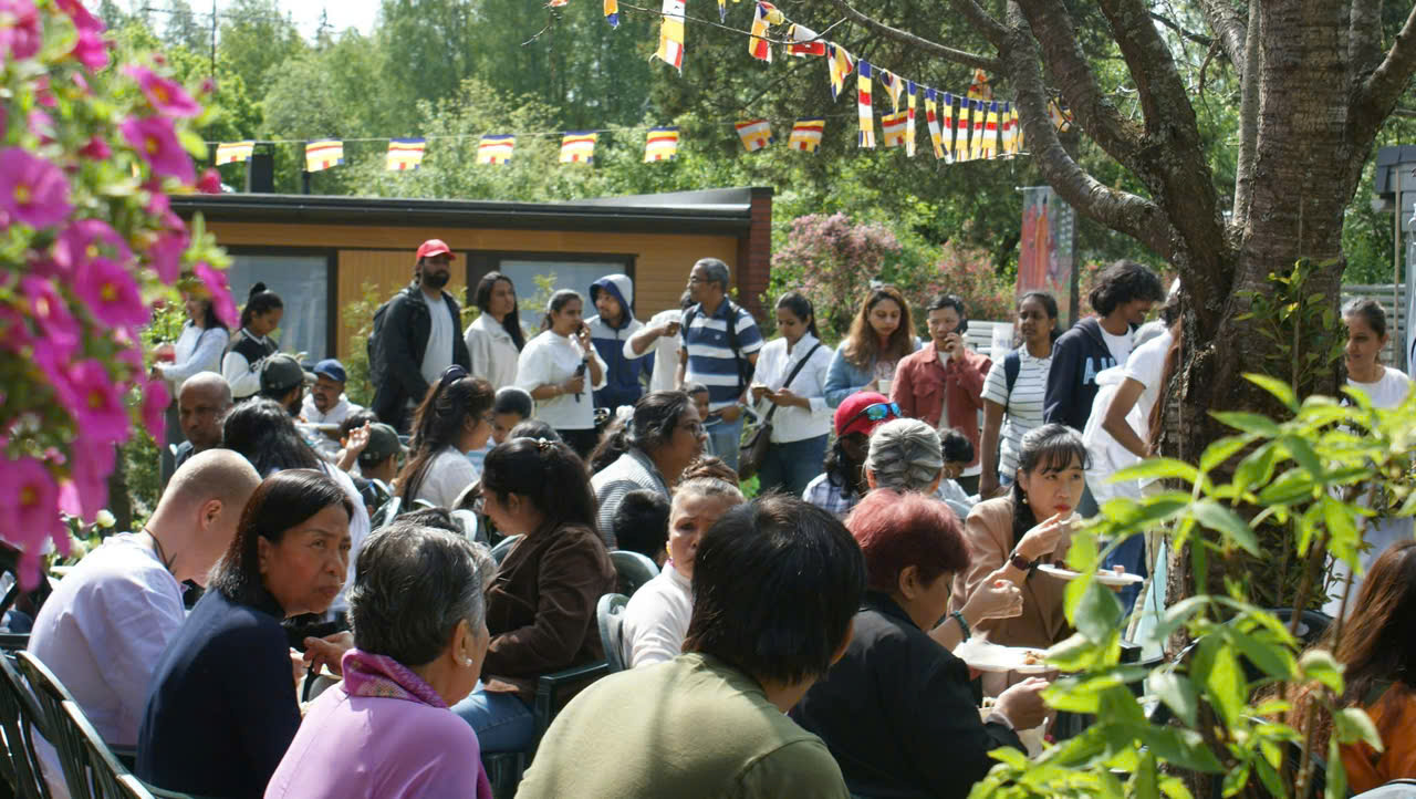 Phần Lan: Chùa Đại Thọ (Kerava) tổ chức Đại lễ Phật đản Vesak PL.2569 - z6695782220841_b941cfc9cdd4f51c286b67eca3930de5.jpg (295173 KB)