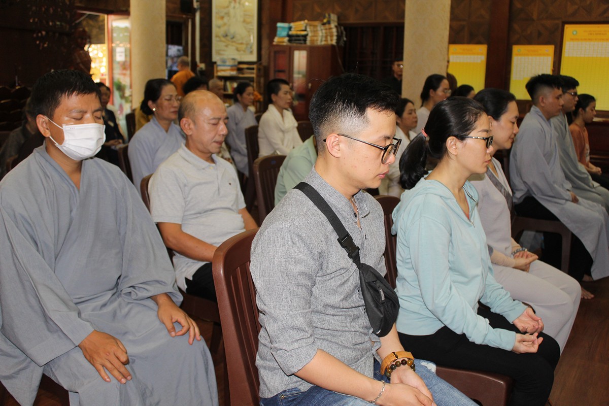 TP.HCM: Hòa thượng Thích Bửu Chánh chia sẻ chủ đề Tứ Nhiếp Pháp tại chùa Minh Đạo - IMG_3502.JPG (242021 KB)