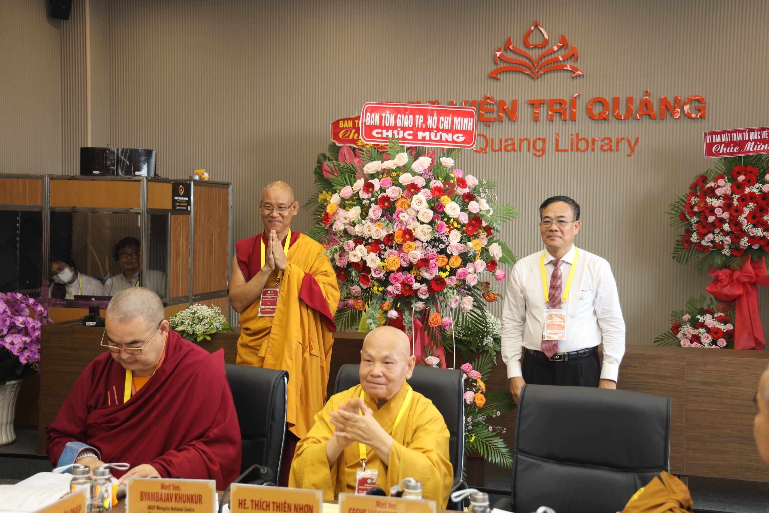 TP.HCM: Khai mạc Hội nghị Ban Thư ký diễn đàn Phật giáo Châu Á vì hòa bình (ABCP) 2023 tại Học viện Phật giáo Việt Nam tại TP.HCM - z4761635495996_b1d4d8a2ac1691706687d34ad34a1006.jpg (827197 KB)