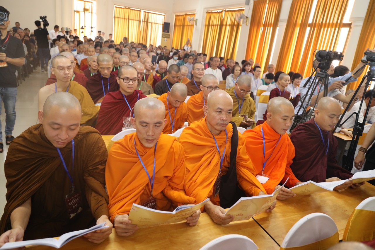 TPHCM: Khai mạc hội thảo “Thiền nguyên thủy Vipassana từ truyền thống đến hiện đại” - z4806425537580_c6c49003cc6edb0a0164a61f34cd6cff.jpg (268655 KB)
