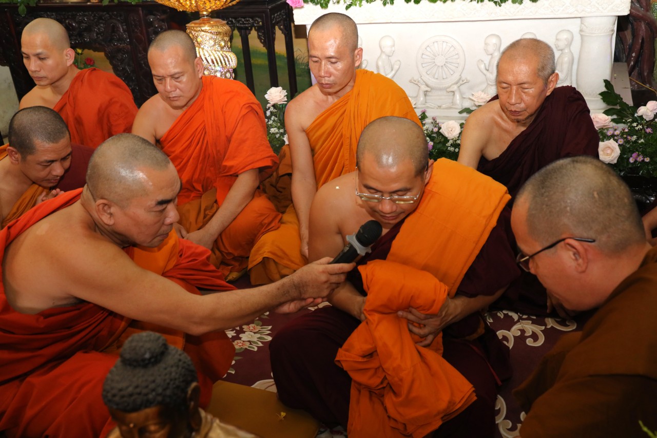 TPHCM: Đại lễ dâng y Kathina 2023 và bát hội tại chùa Bát Chánh Đạo - z4885852526541_a4936c764dfe32e31458bf6f5291917b.jpg (218005 KB)