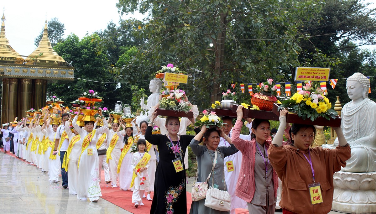 Đồng Nai: Trang nghiêm Đại lễ dâng Y Kaṭhina tại thiền viện Phước Sơn - IMG_3976.JPG (337729 KB)