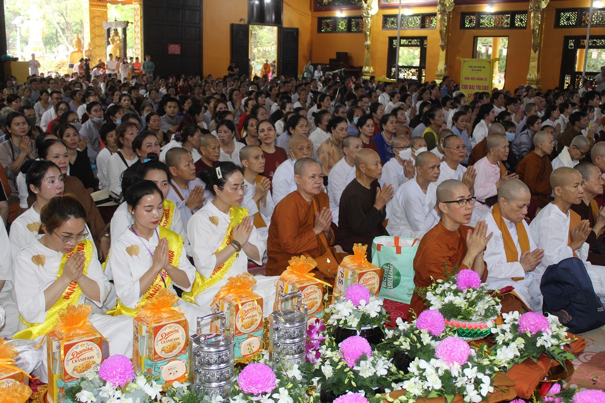 Đồng Nai: Trang nghiêm Đại lễ dâng Y Kaṭhina tại thiền viện Phước Sơn - IMG_4000.JPG (381808 KB)