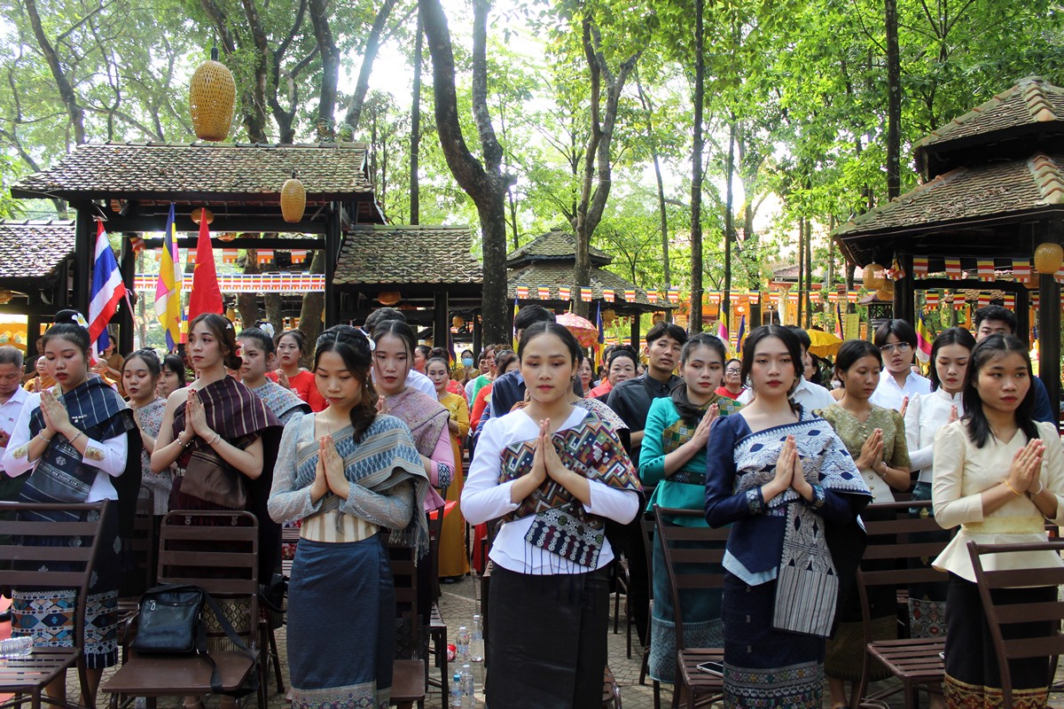 Đồng Nai: Lễ hội văn hóa Loi Krathong tại thiền viện Phước Sơn - IMG_4002.JPG (428539 KB)