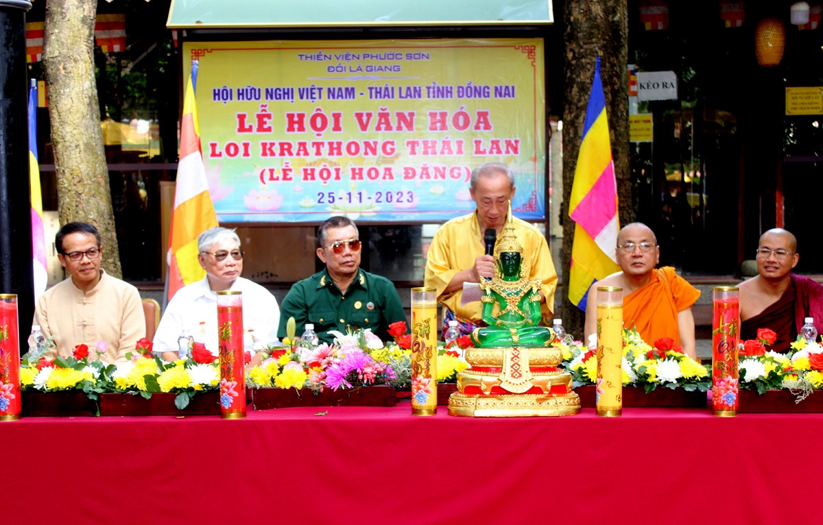 Đồng Nai: Lễ hội văn hóa Loi Krathong tại thiền viện Phước Sơn - IMG_4004.JPG (256977 KB)