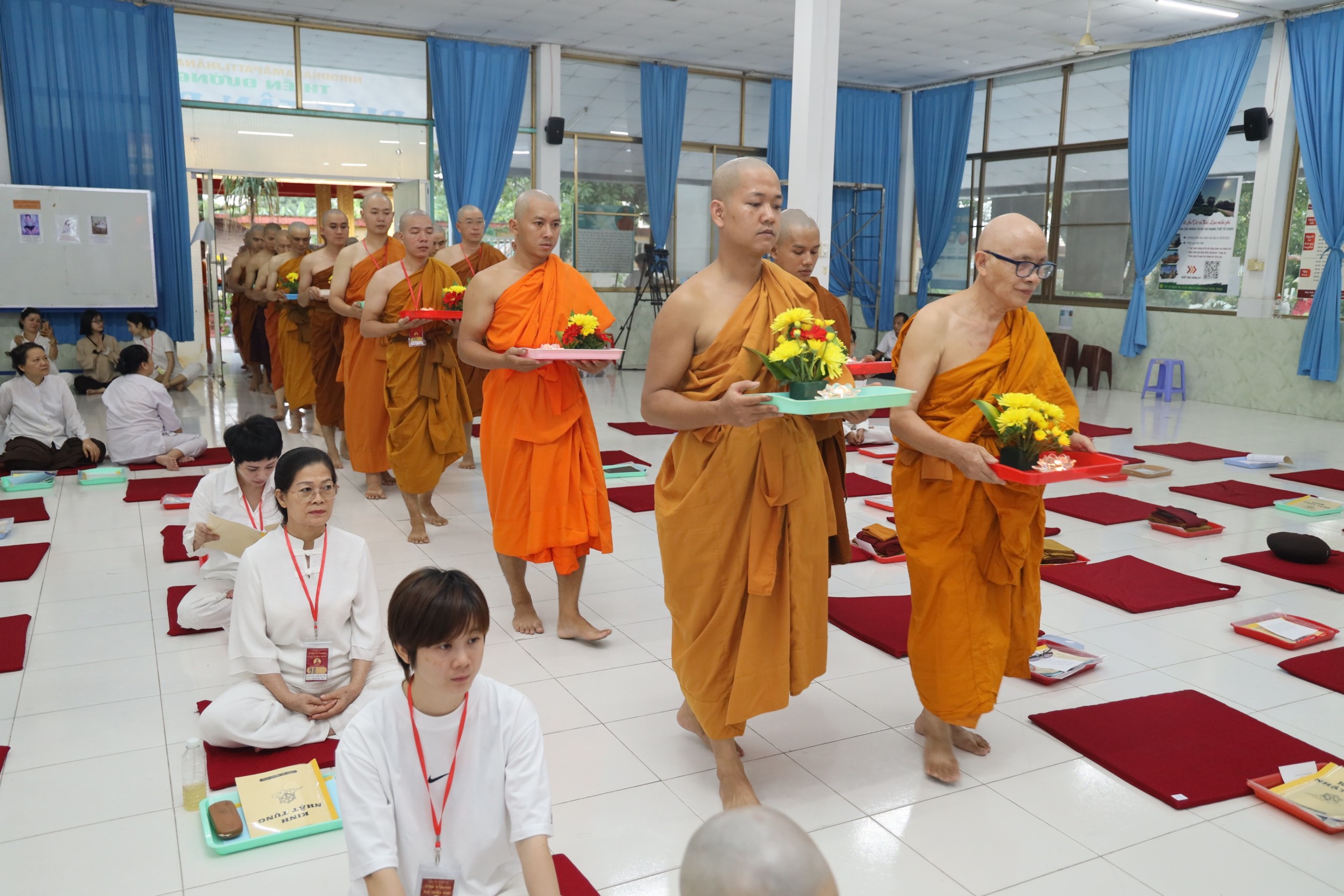 TP.HCM: Thiền viện Nguyên Thủy tổ chức khóa xuất gia gieo duyên 2023 - z4786709274580_1013a8669fe1c5f447955066aad6f7d2.jpg (697145 KB)