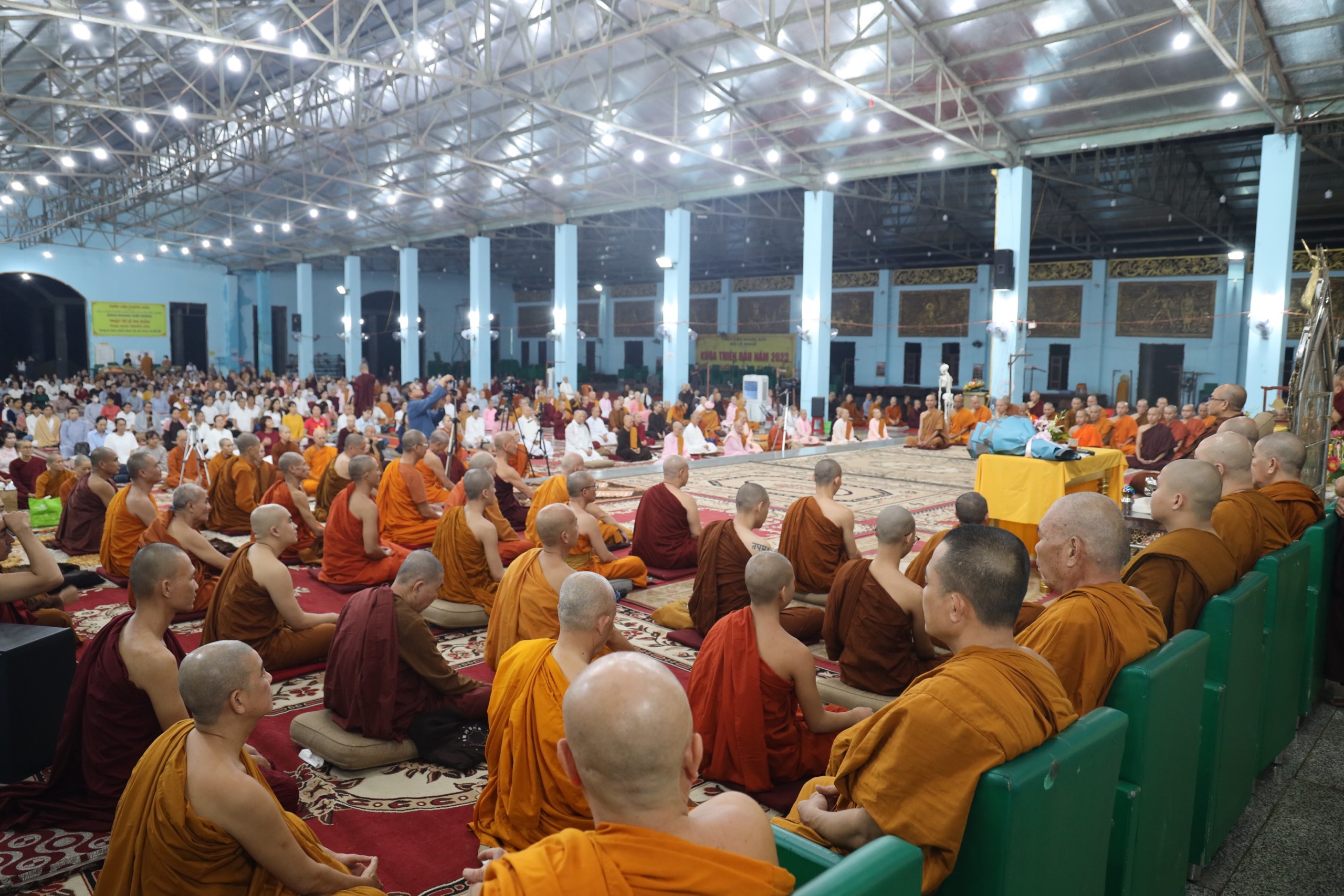 Đồng Nai: TT. Giác Nguyên thuyết giảng về bài kinh Chuyển pháp luân tại Trường hạ Thiền viện Phước Sơn - z4747535921877_b6af934dd4a350a15fa18b97d7499d67.jpg (832265 KB)