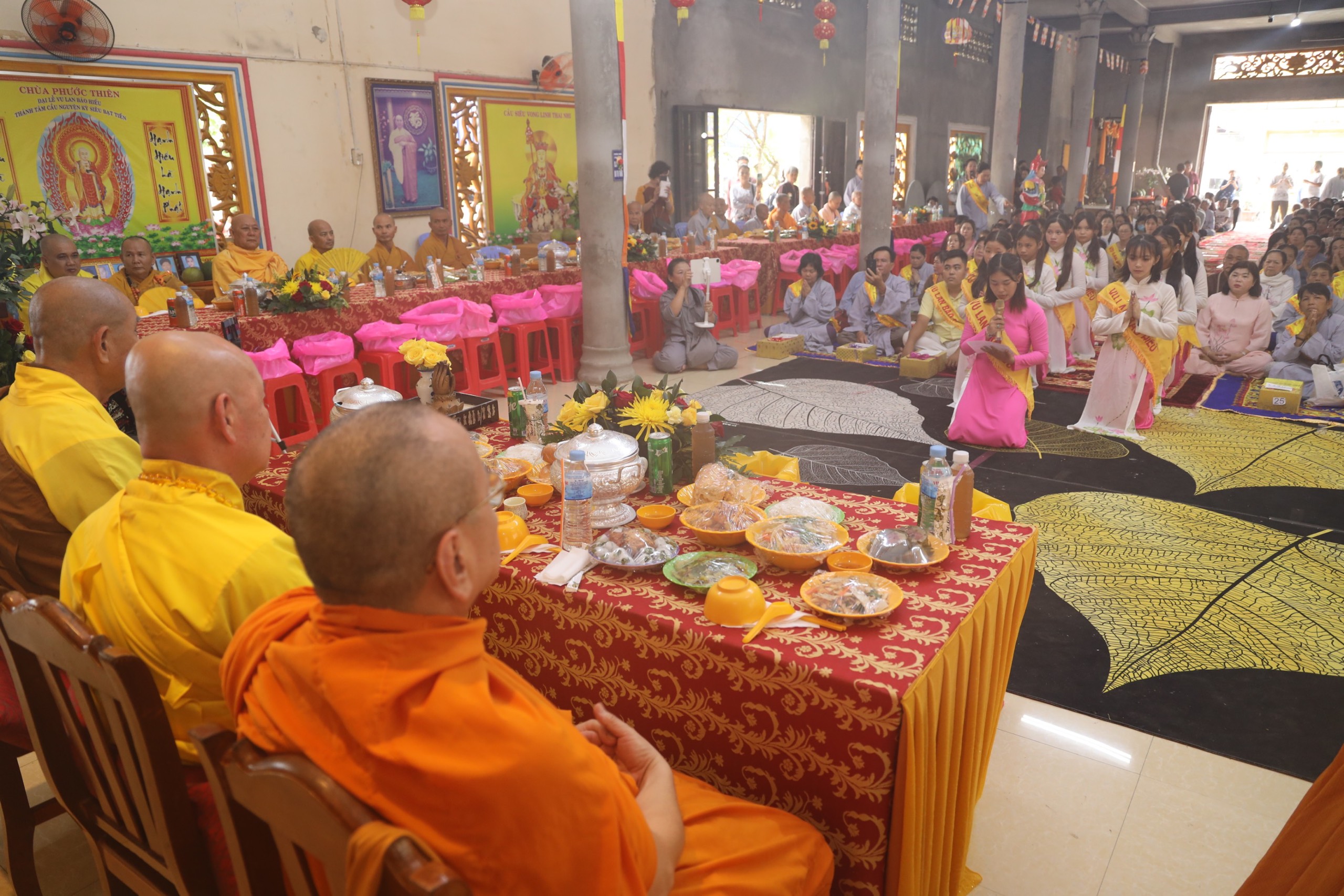 Campuchia: Đại lễ Vu lan Báo hiếu tại chùa Phước Thiên tỉnh Prey Veng - z4680115528085_72b96511761c1819d46236be3b77370f.jpg (880914 KB)