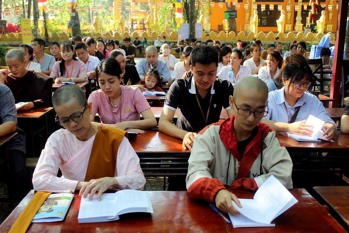 Đồng Nai: Nét khởi sắc khóa tu Một Ngày Bình Yên lần 2 tại Thiền viện Phước Sơn - IMG_4719.JPG (304680 KB)