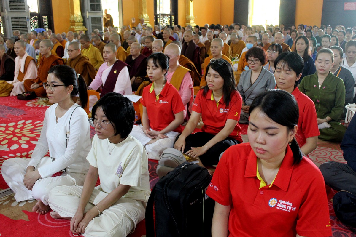 Đồng Nai: Nét khởi sắc khóa tu Một Ngày Bình Yên lần 2 tại Thiền viện Phước Sơn - IMG_4761.JPG (270472 KB)