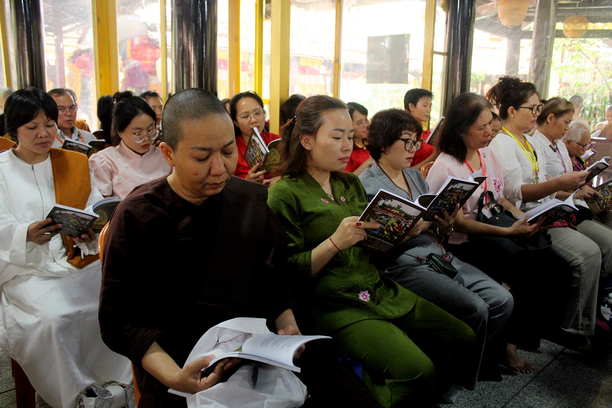 Đồng Nai: Nét khởi sắc khóa tu Một Ngày Bình Yên lần 2 tại Thiền viện Phước Sơn - IMG_4790.JPG (241517 KB)