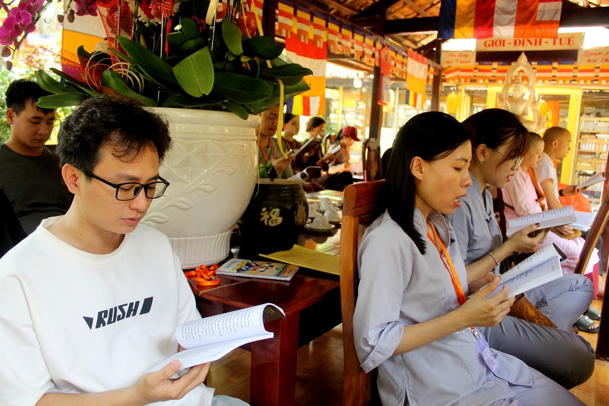 Đồng Nai: Nét khởi sắc khóa tu Một Ngày Bình Yên lần 2 tại Thiền viện Phước Sơn - IMG_4814.JPG (268343 KB)