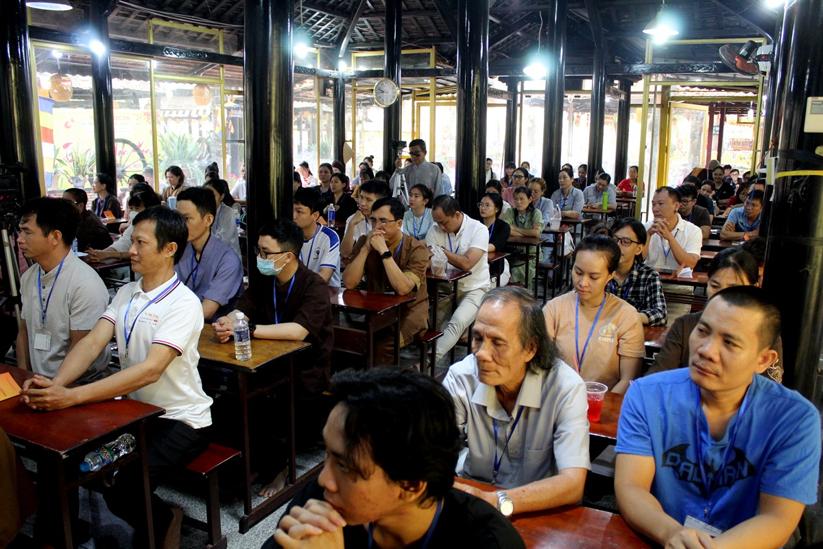 Đồng Nai: Khóa tu Một ngày bình yên lần 3 tại Thiền viện Phước Sơn - IMG_5086.JPG (316597 KB)